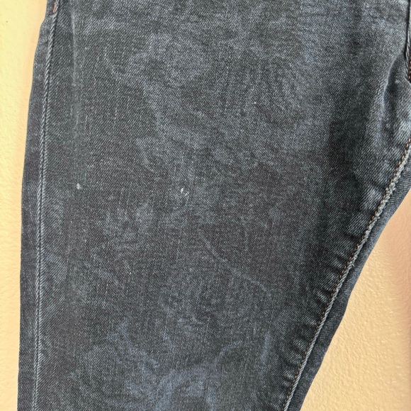 Red Engine Cayenne Floral Skinny Dark Wash Jeans - Picture 9 of 9